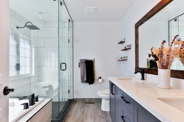 Sparkling Bathroom